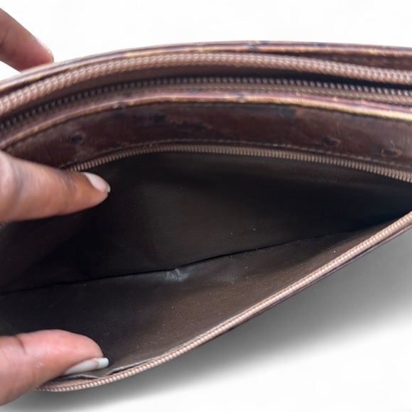 Vintage Ostrich Leather Clutch - Picture 6 of 10